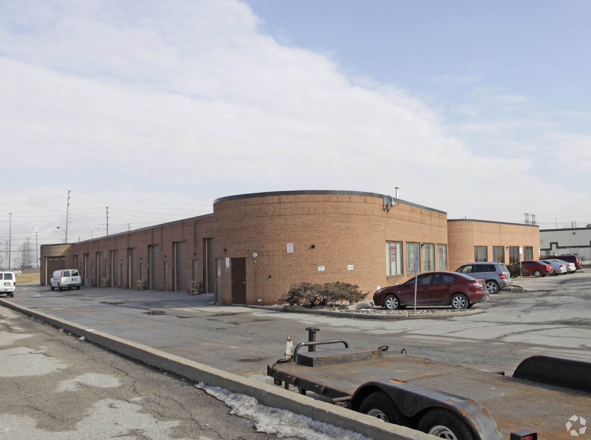 32 Goodmark Pl, Toronto, ON for sale Primary Photo- Image 1 of 1