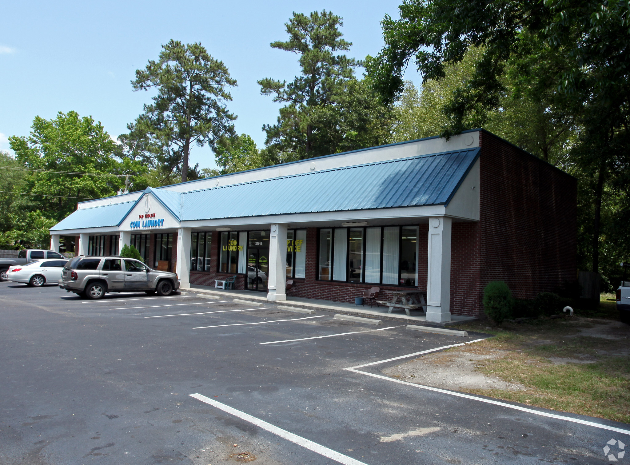 219 Old Trolley Rd, Summerville, SC for sale Primary Photo- Image 1 of 1