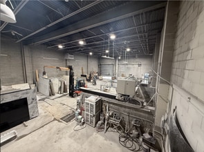 19-21 Brook St, Jersey City, NJ for lease Interior Photo- Image 2 of 5