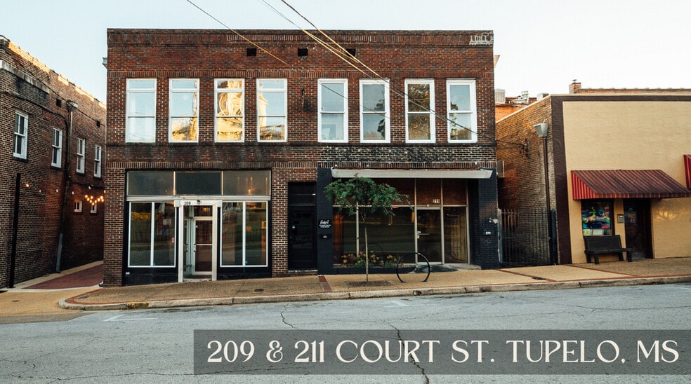 211 Court St, Tupelo, MS for lease - Primary Photo - Image 1 of 77