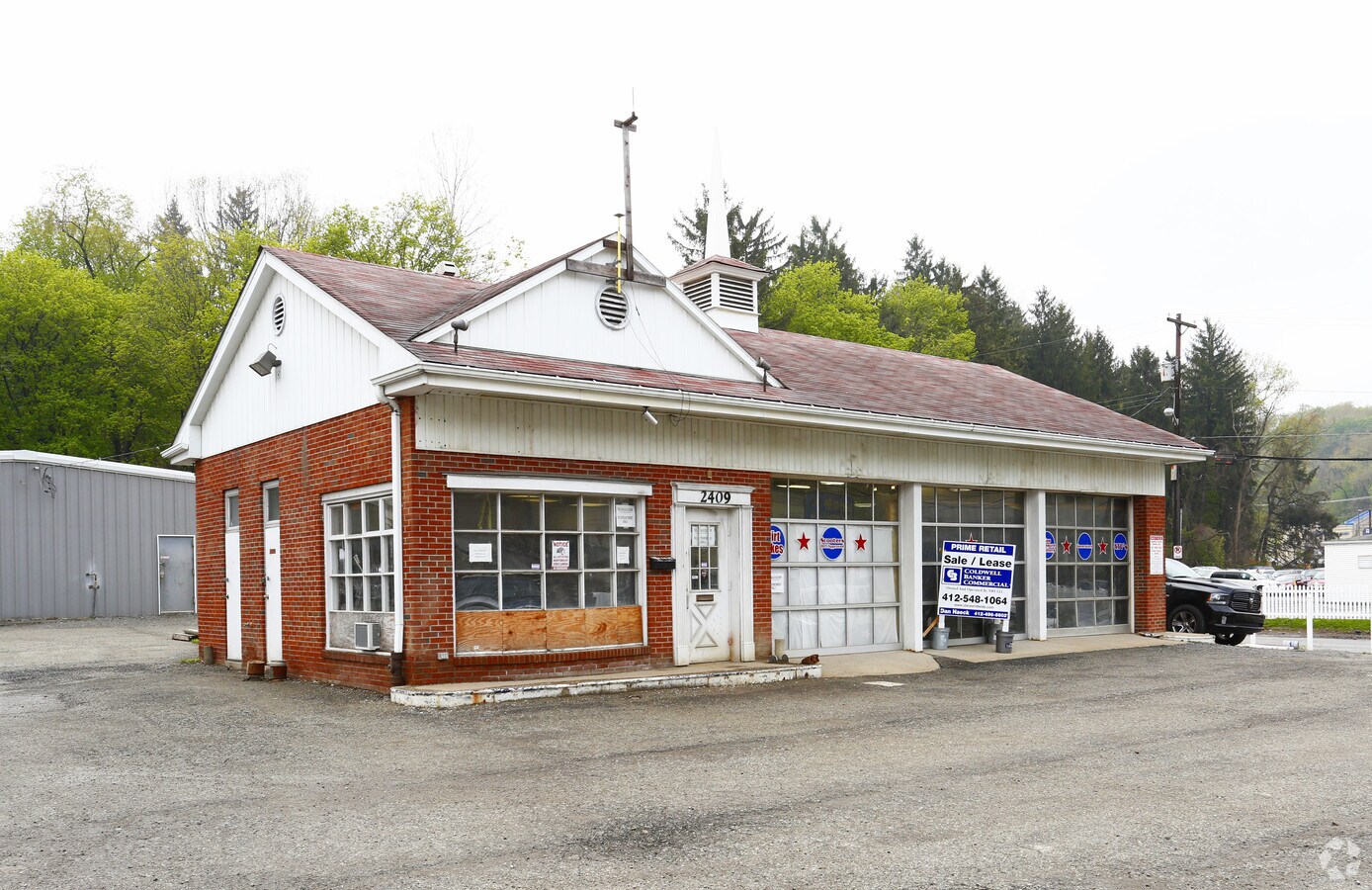 2409 Saw Mill Run Blvd, Pittsburgh, PA 15234