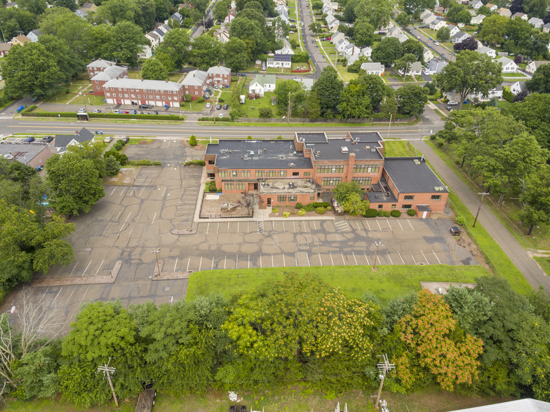 2105 State St, Hamden, CT for sale - Building Photo - Image 1 of 1