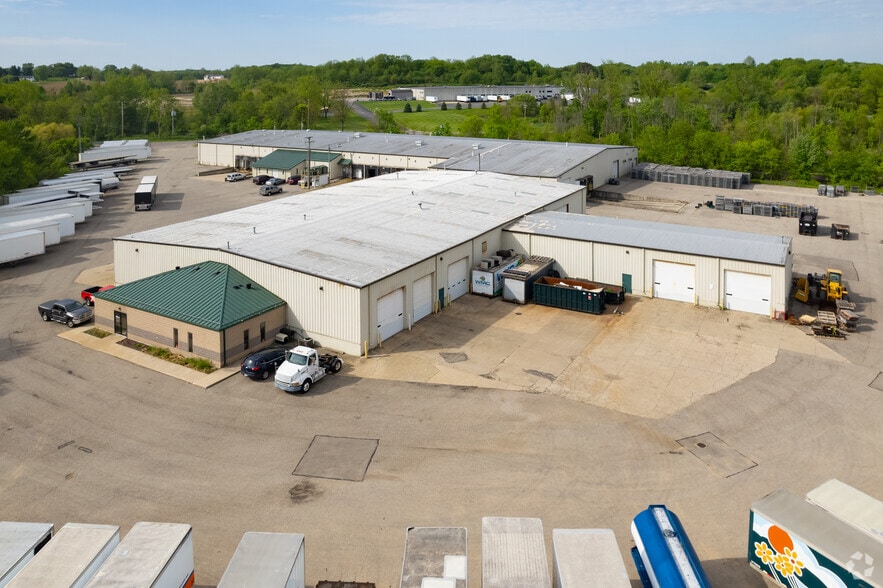 1251 100th St SW, Byron Center, MI for sale - Primary Photo - Image 1 of 1