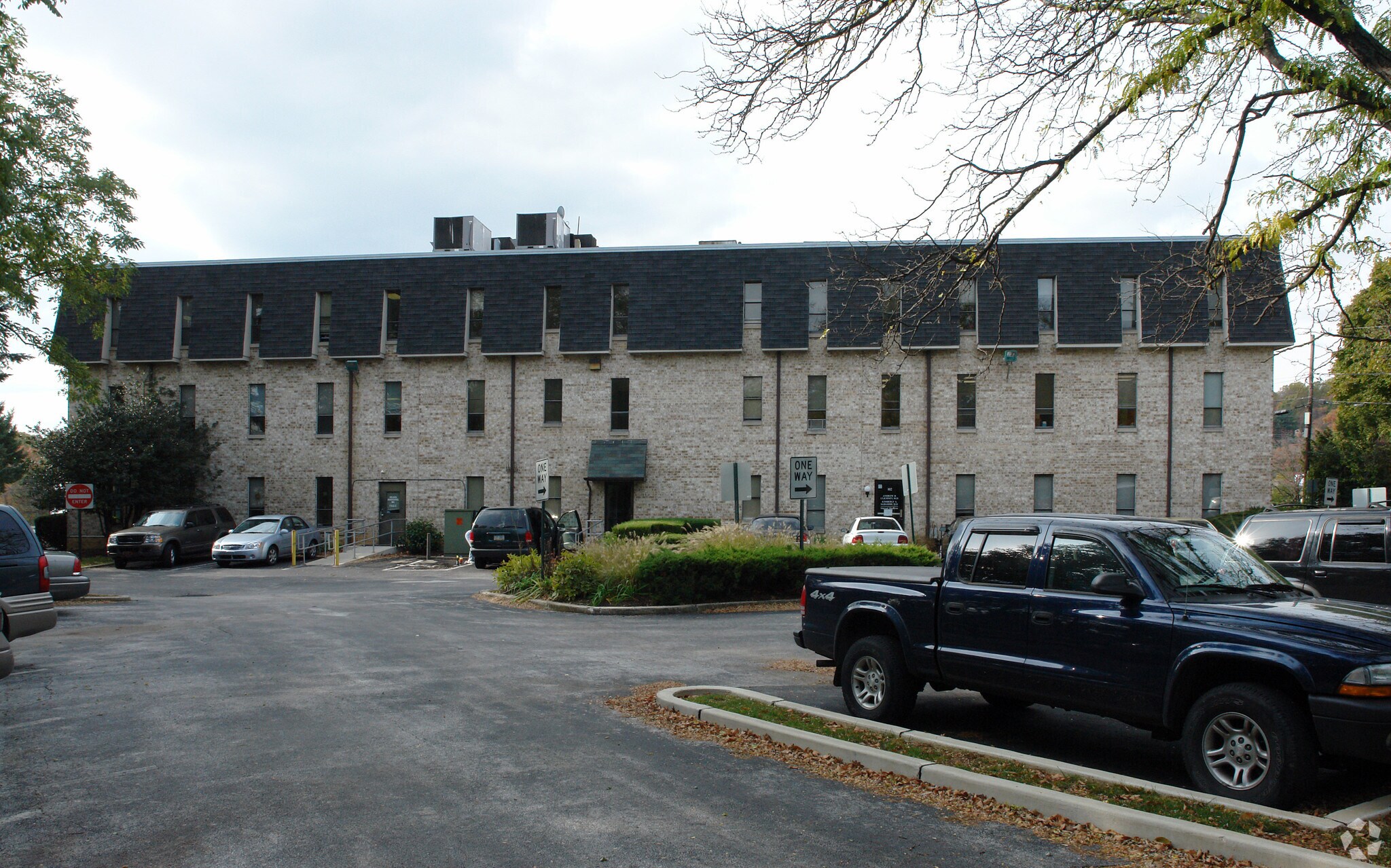 319 N Pottstown Pike, Exton, PA 19341 Exton Professional Bldg