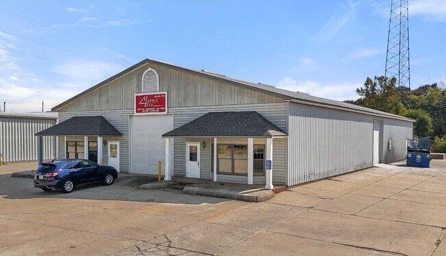 4548 S St Peters Pky, Saint Charles, MO for sale - Building Photo - Image 1 of 6