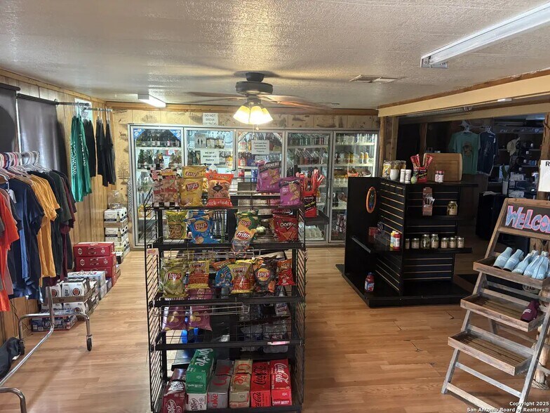 7116 Texas R 2, Del Rio, TX for sale - Building Photo - Image 3 of 21