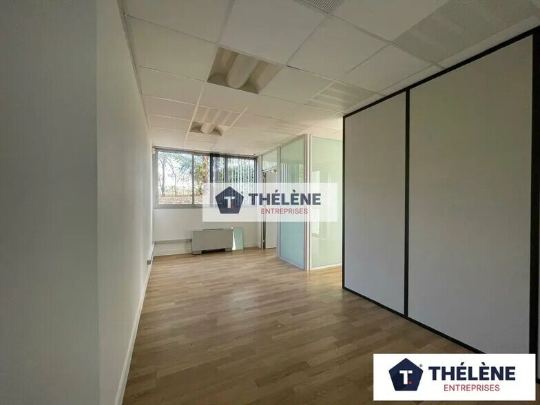 Office in Castelnau-le-Lez for lease - Interior Photo - Image 3 of 12