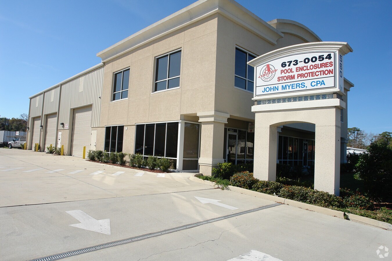 560 S Yonge St, Ormond Beach, FL 32174