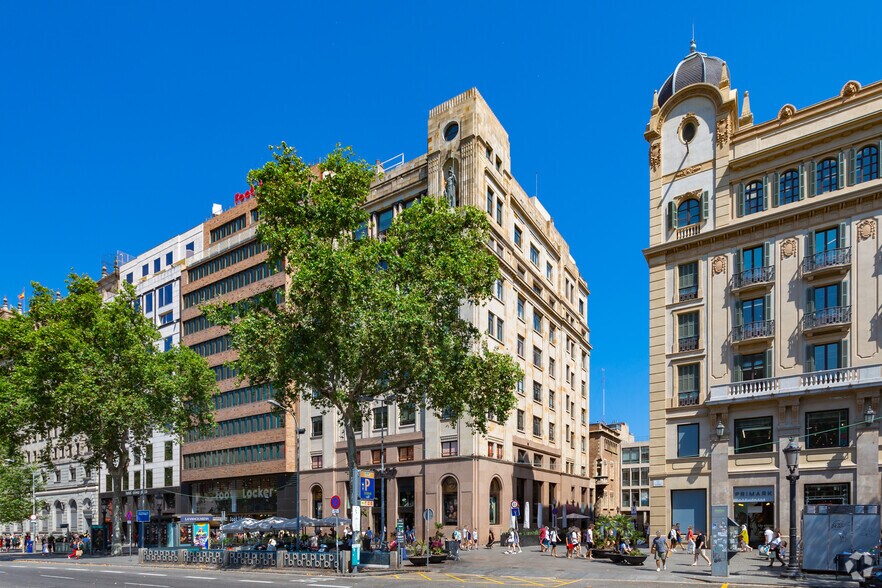 Plaça de Catalunya, 21, Barcelona, Barcelona for lease - Building Photo - Image 3 of 7