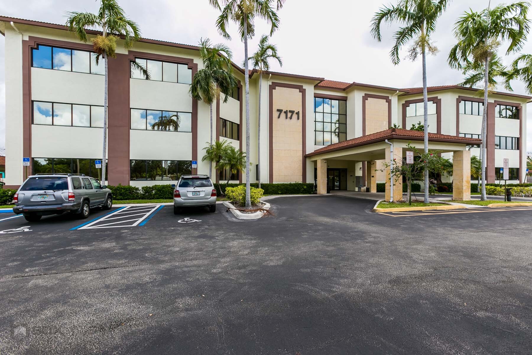 7171 N University Dr, Tamarac, FL for sale Building Photo- Image 1 of 32