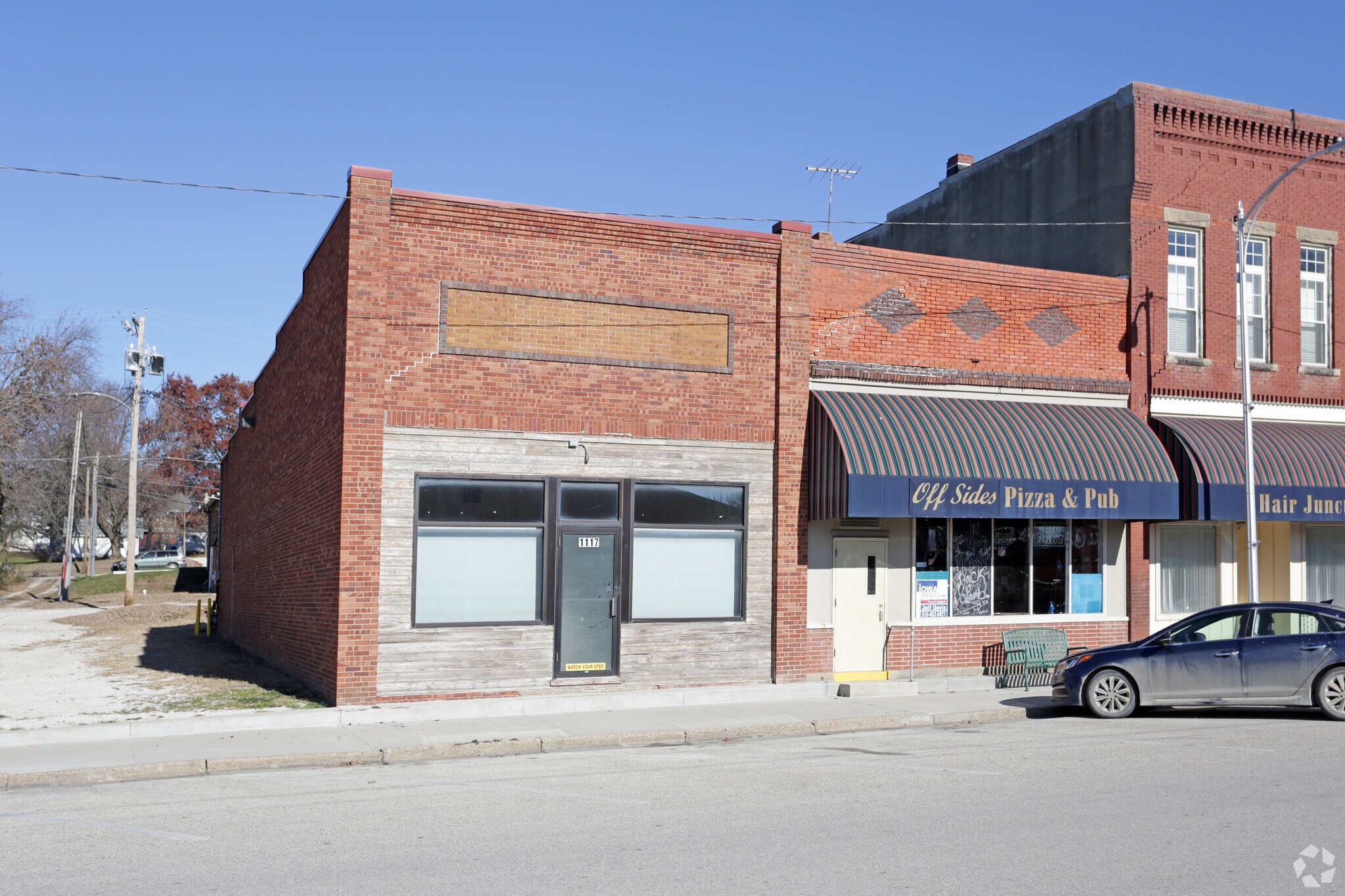 1117 Thomas St, Redfield, IA for sale Primary Photo- Image 1 of 1