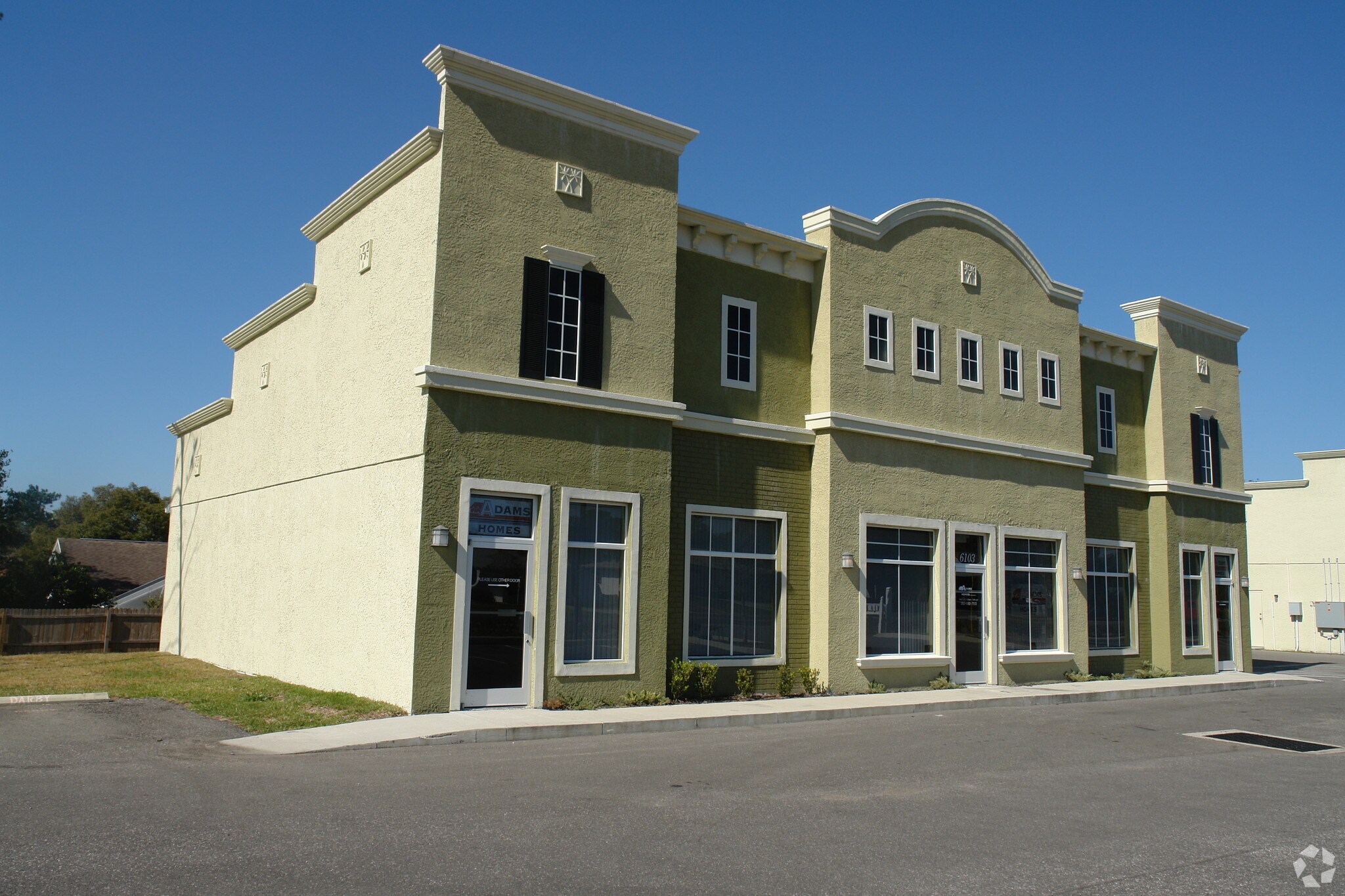 6105 Deltona Blvd, Spring Hill, FL for lease Building Photo- Image 1 of 20