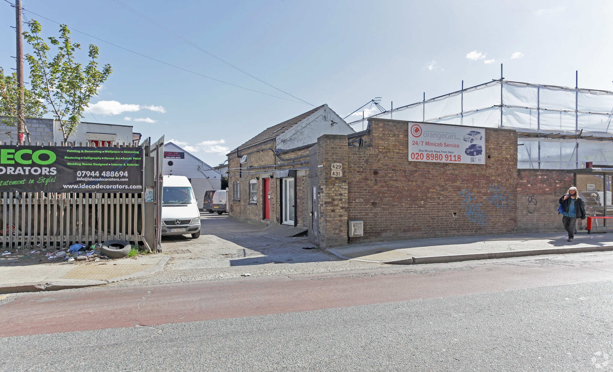 429 Wick Ln, London for sale Primary Photo- Image 1 of 1