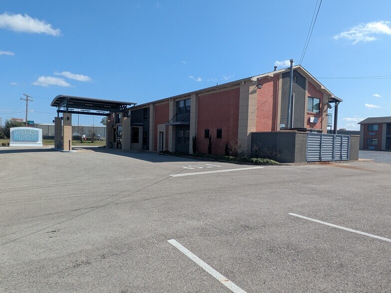 3100 W Northwest Loop 323, Tyler, TX for sale - Building Photo - Image 1 of 1