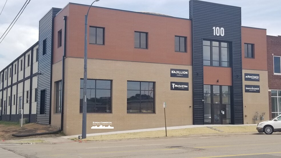 100 S Kansas Ave, Topeka, KS for sale - Primary Photo - Image 1 of 1