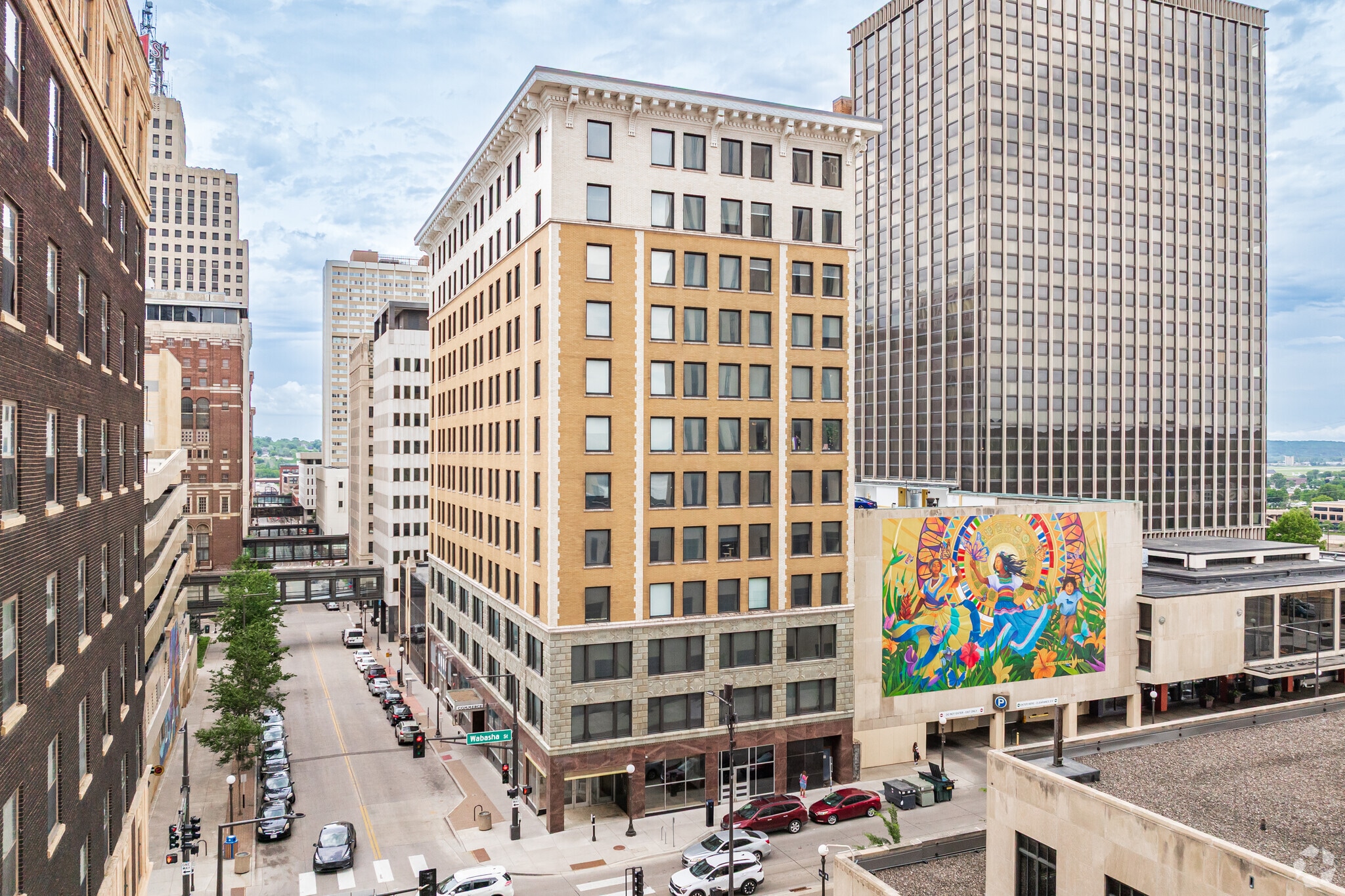 10 4th St E, Saint Paul, MN for lease Building Photo- Image 1 of 15