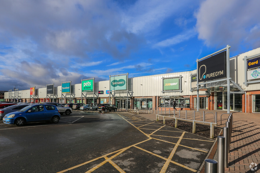 Enterprise Way, Bradford for lease - Primary Photo - Image 1 of 6