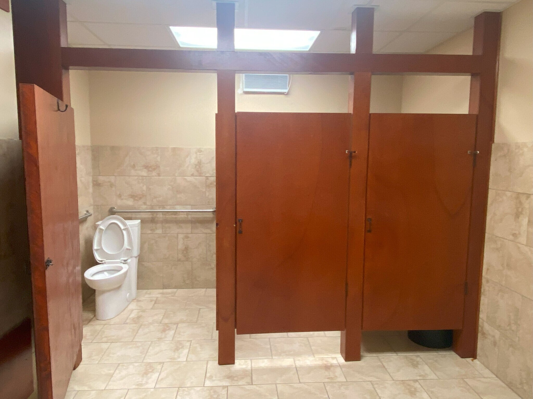 5335 Hawkinsville Rd, Macon, GA 31216 Bibb Skate Arena