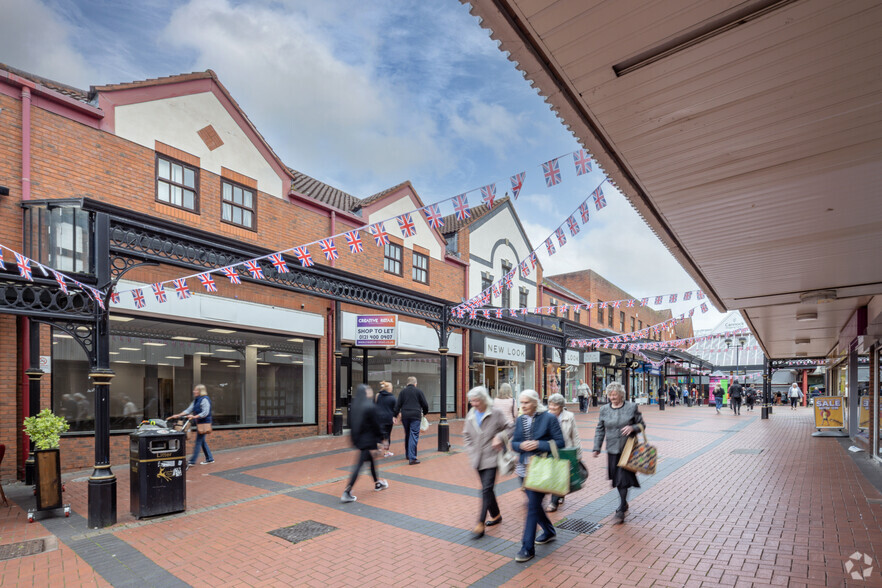 Market Hall St, Cannock for lease - Building Photo - Image 1 of 18