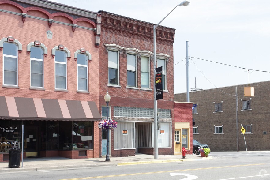 1 N Main St, Three Rivers, MI for sale - Primary Photo - Image 1 of 1