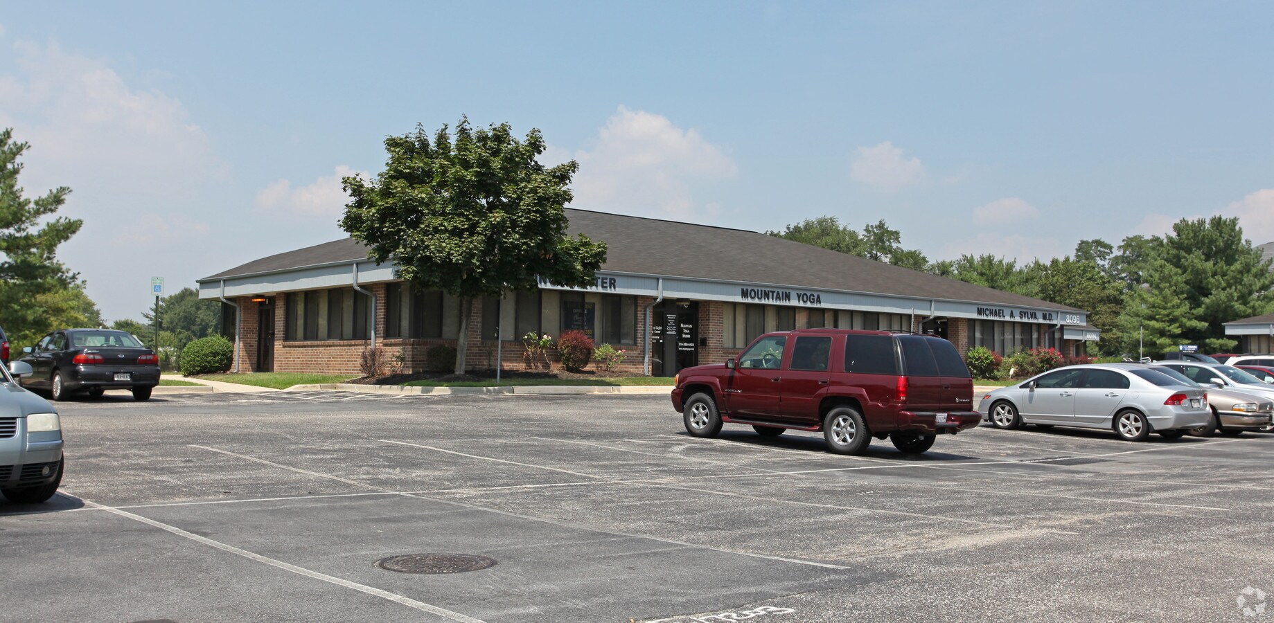 8096 Edwin Raynor Blvd, Pasadena, MD 21122