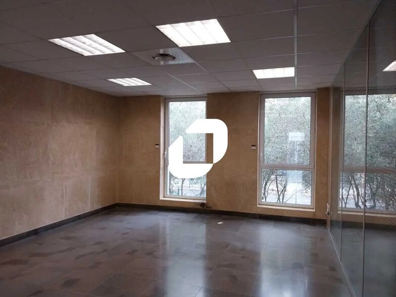 Office in Montpellier for lease - Interior Photo - Image 3 of 23