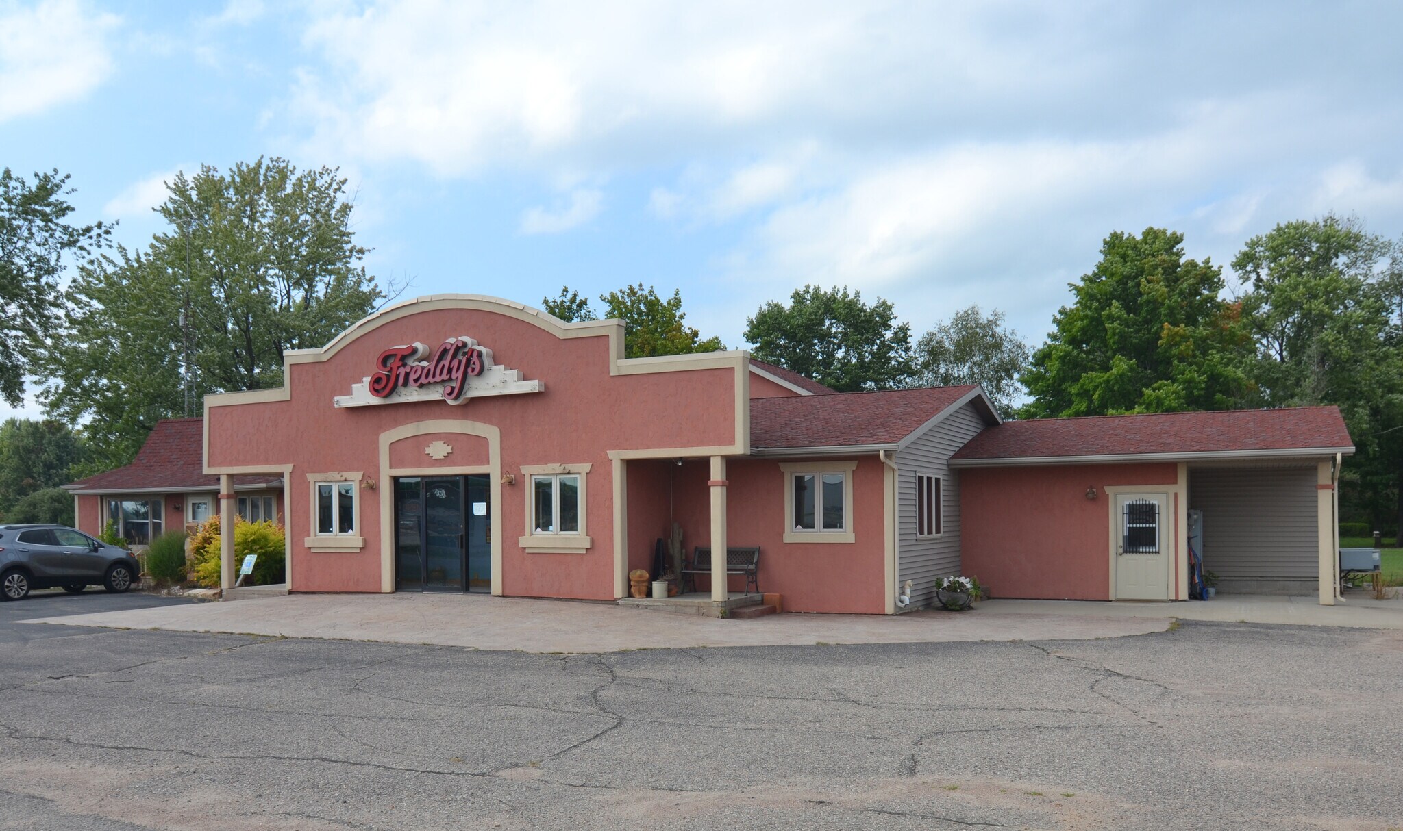 408 State Rd, Hatley, WI for sale Building Photo- Image 1 of 17