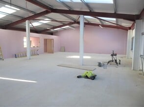 16-22 Honeywood Pky, Dover for lease Interior Photo- Image 2 of 3