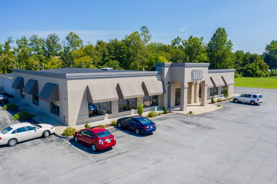 5139 Main St, East Petersburg, PA 17520