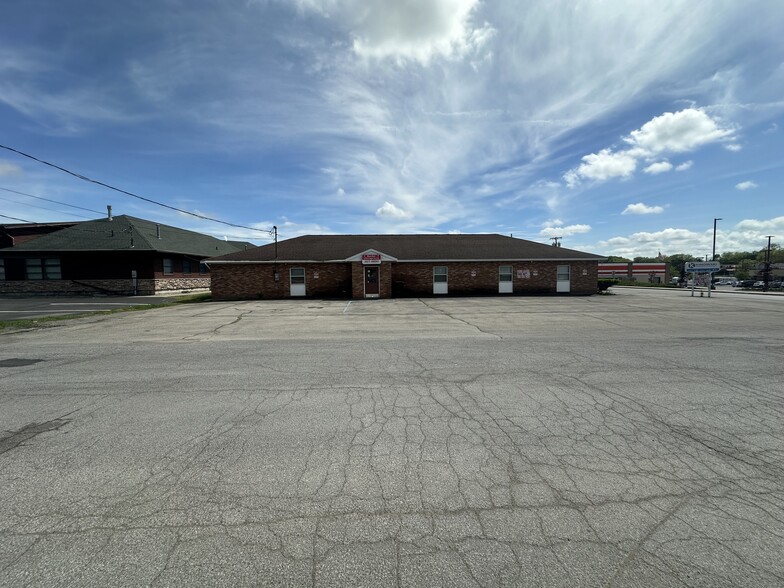 1660 Tower St, Schenectady, NY for sale - Building Photo - Image 2 of 4