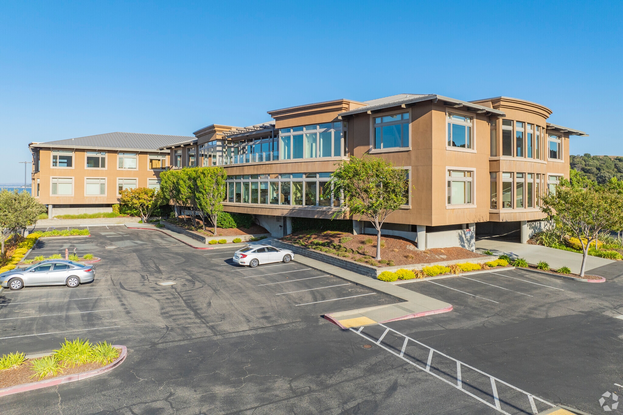 2350 Kerner Blvd, San Rafael, CA for lease Primary Photo- Image 1 of 11