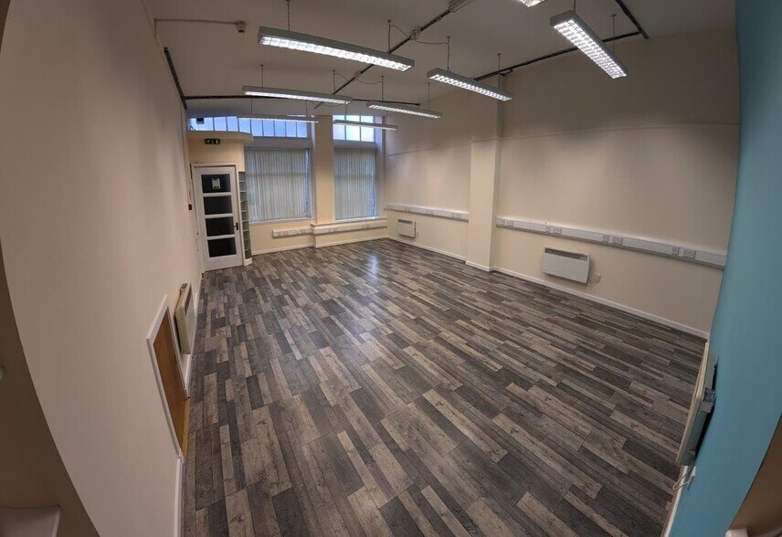 28 Market St, Perth for sale - Building Photo - Image 2 of 8