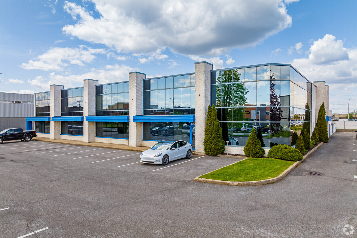 2025-2037 Rue Michelin, Laval, QC for lease Building Photo- Image 1 of 1