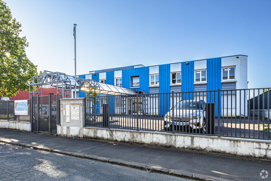 17 Rue George Sand, Vitry-sur-Seine for lease - Primary Photo - Image 1 of 2