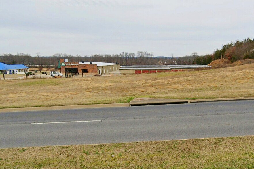 3600 Dave Ward, Conway, AR 72034 3600 Dave Ward Dr .99 Acres