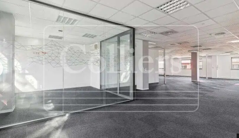 380 Avenue Archimède, Aix-en-Provence for lease Interior Photo- Image 1 of 3