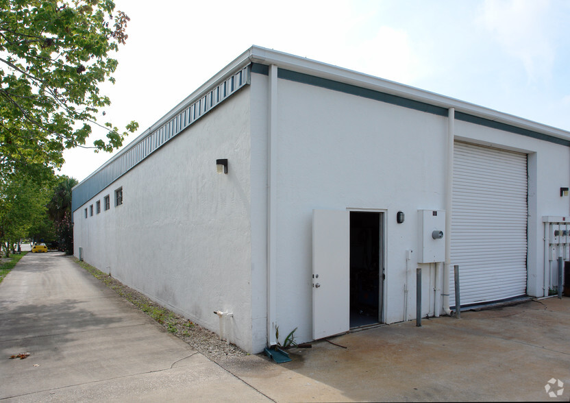 150 East Dr, West Melbourne, FL for lease - Building Photo - Image 2 of 6