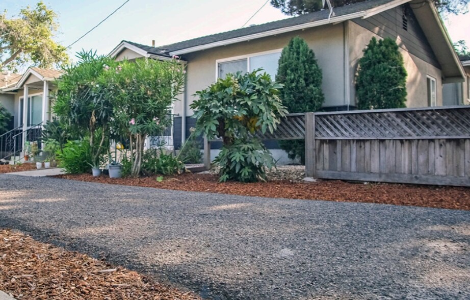 526 E Anapamu St, Santa Barbara, CA for sale - Primary Photo - Image 1 of 1