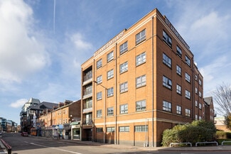 More details for 99-105 Kings Rd, Reading - Multifamily for Sale
