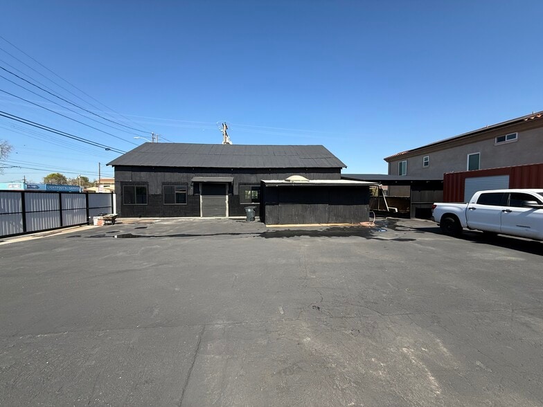 24800 Narbonne Ave, Lomita, CA for lease - Building Photo - Image 3 of 5