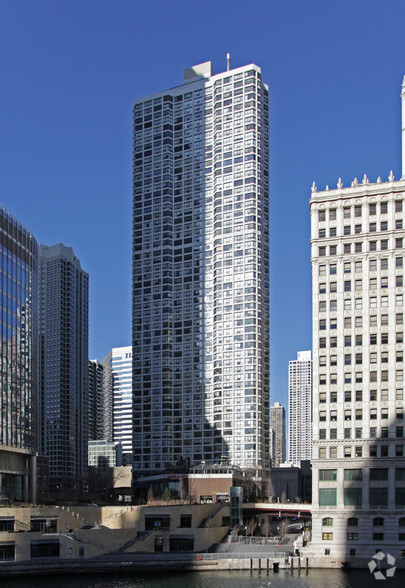 405 N Wabash Ave, Chicago, IL for lease - Building Photo - Image 3 of 26