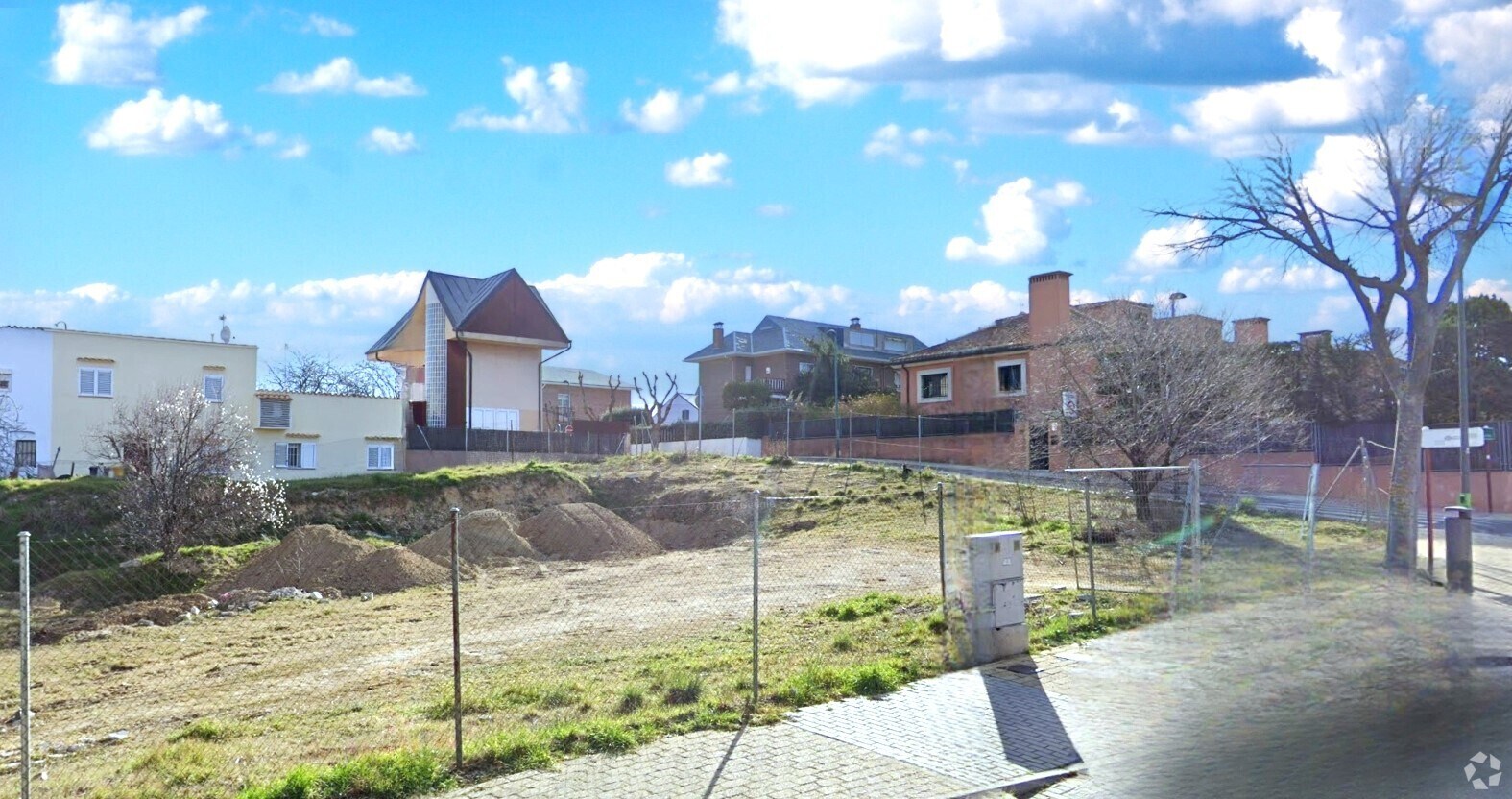 Calle Bilbao, 7, Pozuelo de Alarcón, Madrid for sale Primary Photo- Image 1 of 1