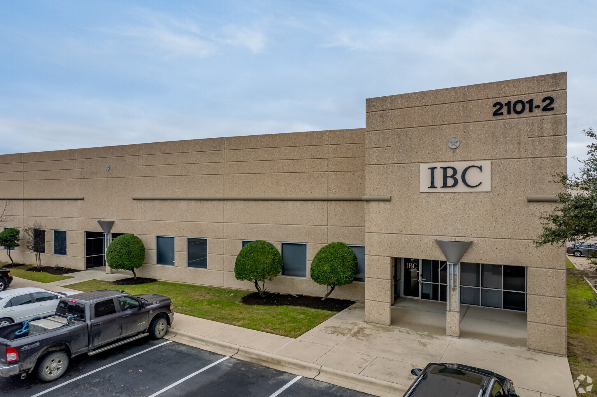 2101 E Saint Elmo Rd, Austin, TX for sale Primary Photo- Image 1 of 1