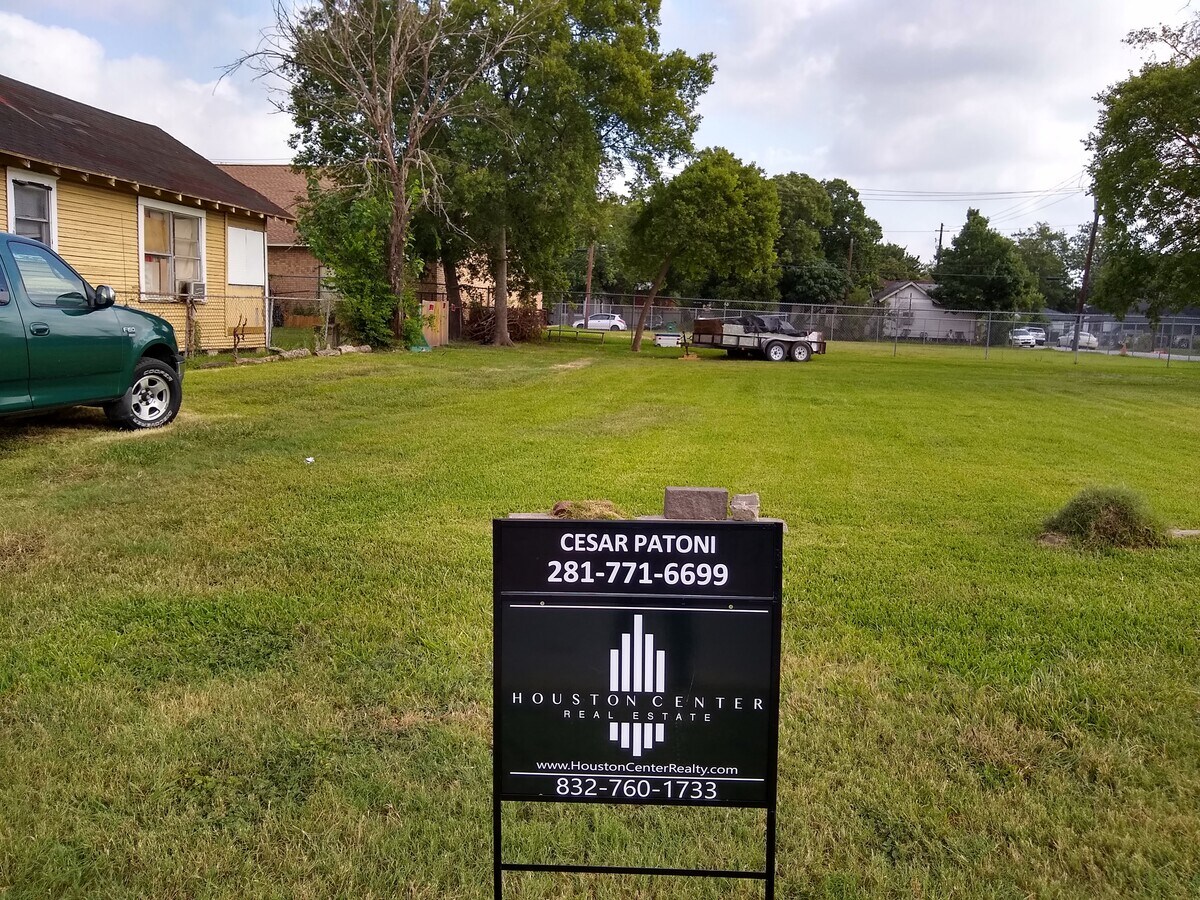 3411 Buck St, Houston, TX 77020