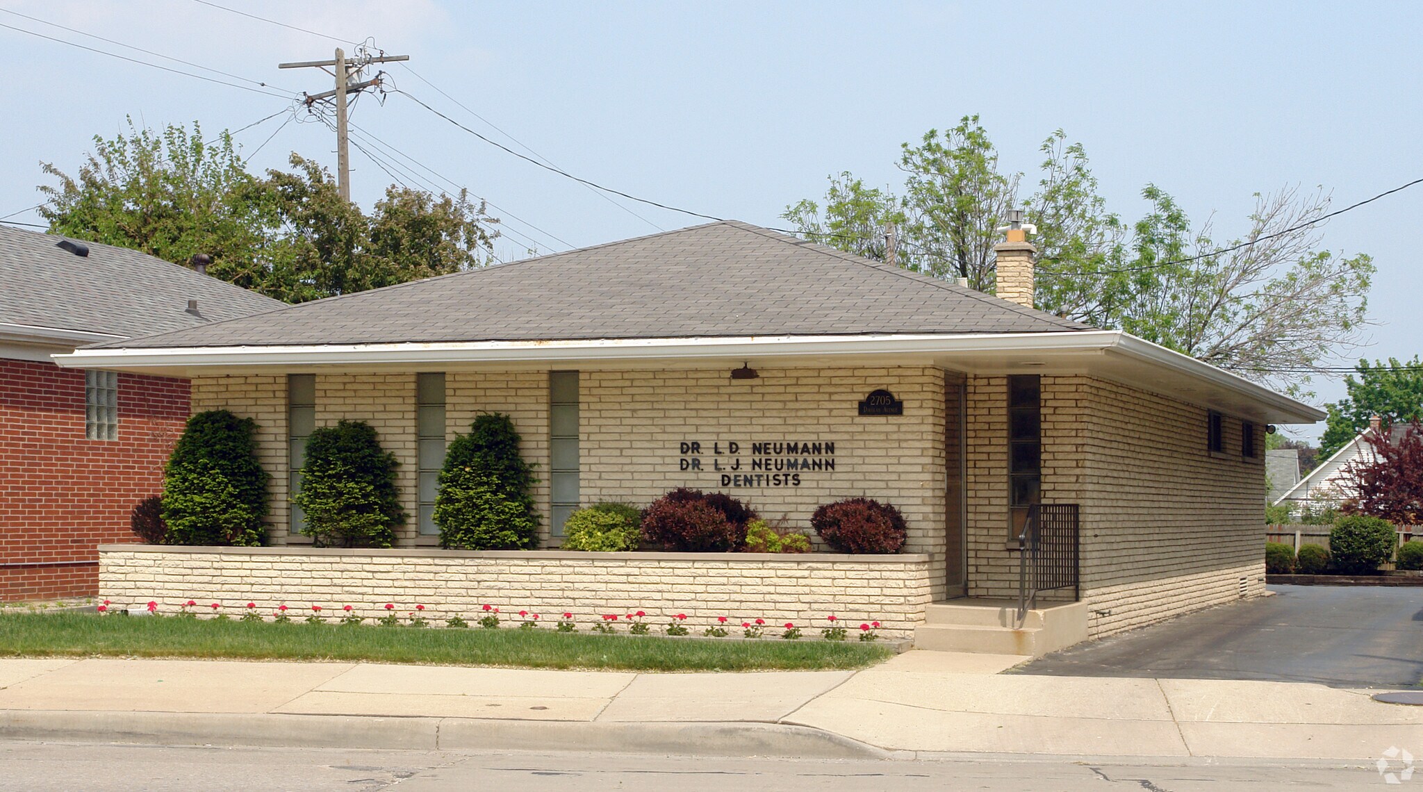 2705 Douglas Ave, Racine, WI for sale Primary Photo- Image 1 of 1