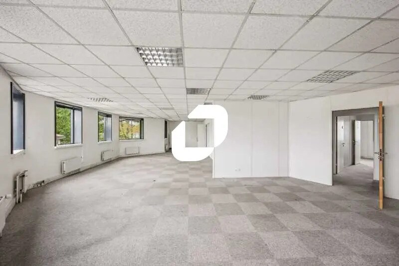 14 Rue Du Saule Trapu, Massy for lease - Building Photo - Image 2 of 30