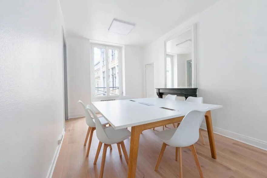 9 Rue Bergère, Paris for lease - Interior Photo - Image 3 of 13