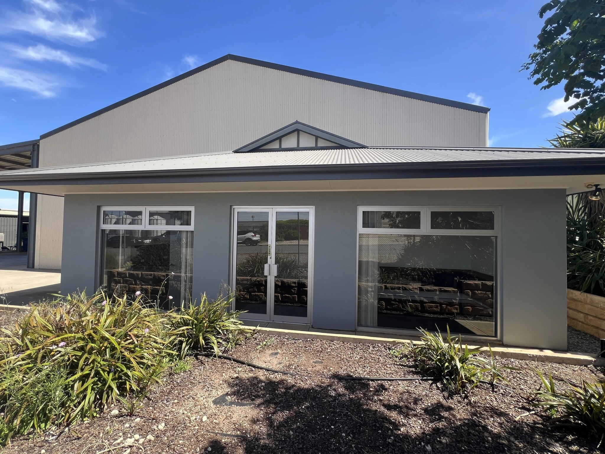 13 Waddikee Rd, LONSDALE for lease Primary Photo- Image 1 of 2