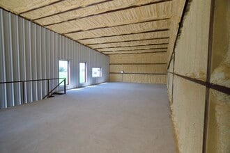 21901 US-79 Hwy, Taylor, TX for lease Building Photo- Image 2 of 4