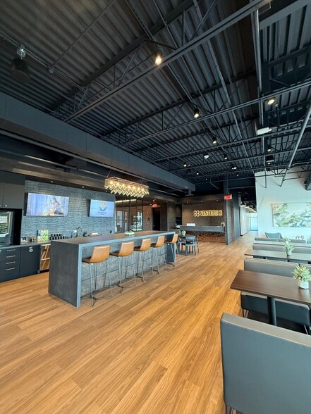 7100 Guilford Dr, Frederick, MD for lease - Building Photo - Image 1 of 34